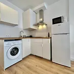 Seashell Serene Escape Apartment *